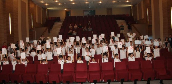 TED HATAY KOLEJİNDE CAMBRİDGE, DELF, TELC SERTİFİKA TÖRENİ