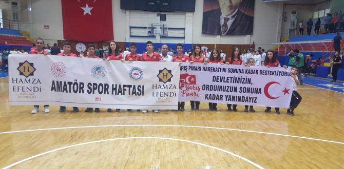 YILIN EN’LERİNE ÖDÜL YAĞD