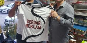 TÜRKİYE ÖĞRETMENLER FUTSAL ŞAMPİYONASINDA  ANTAKYA ŞAMPİYONUNA  SERDAR REKLAMDAN FORMA