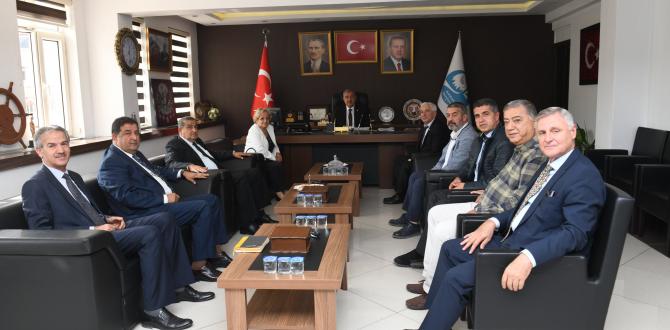 HATAY SOSYAL DERNEKLER FEDERASYONU BAŞKAN YILMAZ’I ZİYARET ETTİ