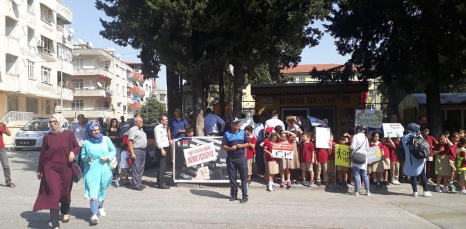 ZABITA MÜDÜRLÜĞÜ EKİPLERİ, ‘YAYA GÜVENLİĞİNİN NÖBETÇİSİYİZ’  ETKİNLİĞİNDE GÖREV ALDI