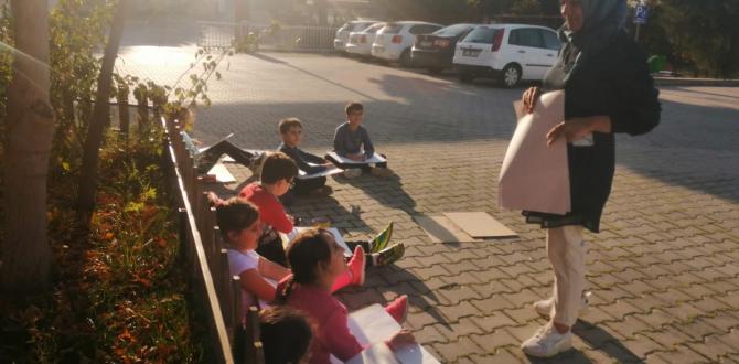 RESİM KURSU ÖĞRENCİLERİNE AÇIK HAVADA EĞİTİM