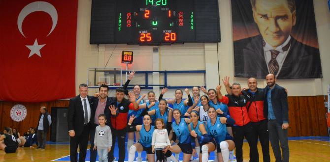 BAYAN VOLEYBOL TAKIMINDAN GALİBİYET