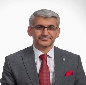 AK PARTİ DEFNE İLÇE BELEDİYE BAŞKAN ADAYI’NIN ÖĞRETMENLER GÜNÜ MESAJI