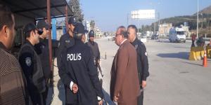 Kaymakam Mardinli Reyhanlı Yolu Narlıca Kavşağı Üzerinde Bulunan Polis Uygulama Noktasını Yerinde İnceleyerek, Denetim Yaptı