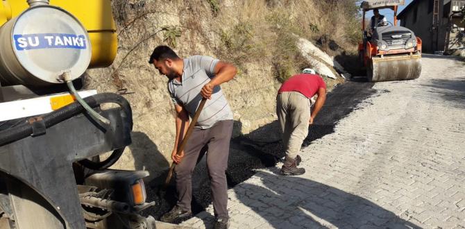 ANTAKYA BELEDİYESİ FEN İŞLERİ MÜDÜRLÜĞÜ EKİPLERİ,  YOL ÇALIŞMALARINI SÜRDÜRÜYOR