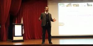 Profesör Yılmaz Mustafa Kemal Üniversitesinde Gençlerle Buluştu MKÜ’de Modern Sekülerizm ve Değer Algısı Konuşuldu