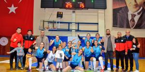 BAYAN VOLEYBOL TAKIMINDAN GALİBİYET