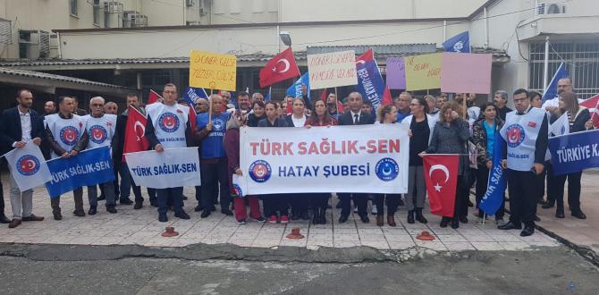 Sağlık Çalışanları Emeğini, Alın Terinin Karşılığını İstiyor