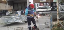ANTAKYA BELEDİYESİ EKİPLERİ ÇÖP KONTEYNERLERİNİN  BAKIM VE ONARIMINI GERÇEKLEŞTİRİYOR