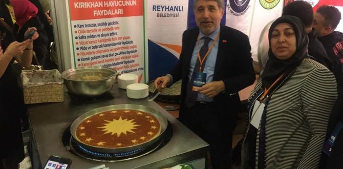 ANKARA’DA HATAY STANDLARI DÜNYA KADINLARININ ZİYARETÇİ AKININA UĞRAYIP BÜYÜK İLGİ GÖRDÜ