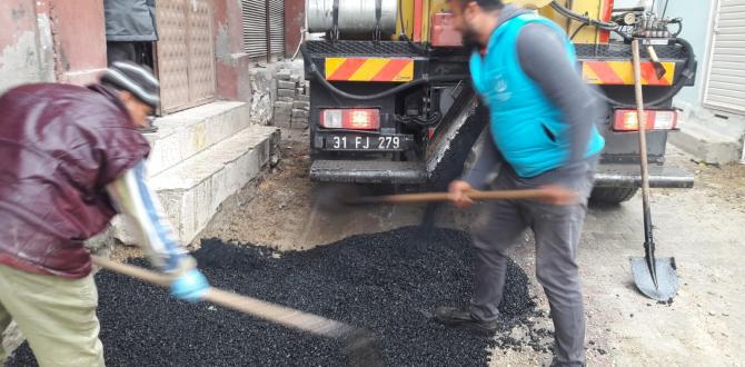 ANTAKYA BELEDİYESİ YOL İYİLEŞTİRME ÇALIŞMALARINA DEVAM EDİYOR