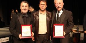 “ŞİFA NİYETİNE” SAMANDAĞLI TİYATRO SEVERLER TARAFINDAN BEĞENİYLE İZLENDİ