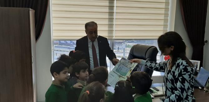 Haberler M. FEHMİ ÇANKAYA İLKOKULU ÖĞRENCİLERİNDEN MÜDÜRÜMÜZE TAKVİM.