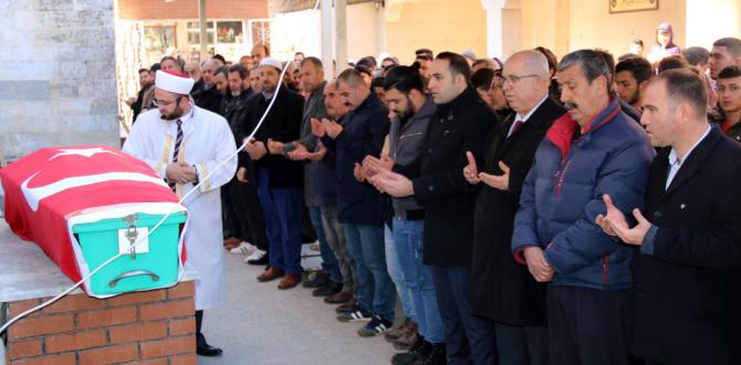 Hatay’da evinde ölü bulunan emekli polis memuru toprağa verildi