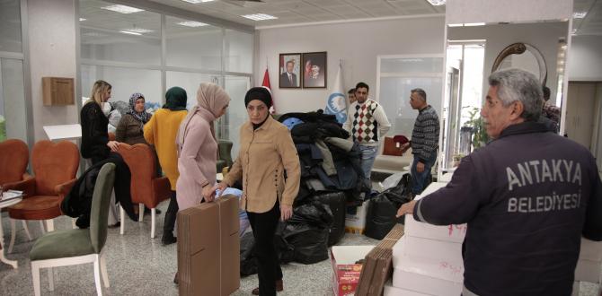 Adana, Hatay ve Mersin’den deprem bölgesine yardım