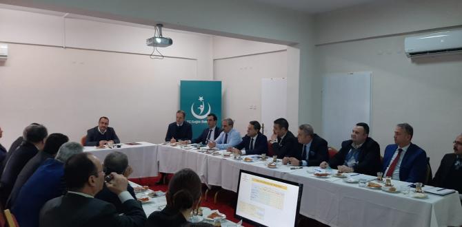 İL SAĞLIK MÜDÜRLÜĞÜ’NDE GENEL DEĞERLENDİRME TOPLANTISI DÜZENLENDİ…