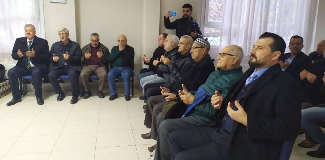 Rahmetli Nizamettin Öztürk İçin Hatmi Şerif Okutuldu.
