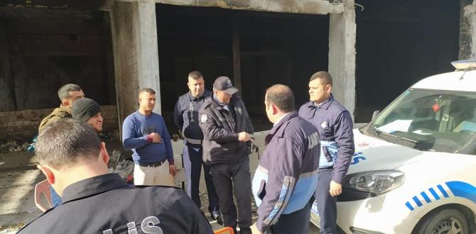 BELEDİYE ZABITA VE EMNİYET MÜDÜRLÜĞÜ EKİPLERİ USULSÜZ HURDACILIK YAPANLARA FIRSAT VERMİYOR