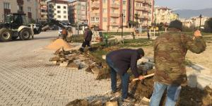 ANTAKYA BELEDİYESİ ÇOCUKLARIN GÜVENLE OYNAYABİLMESİ İÇİN TÜM PARKLARDA ONARIM ÇALIŞMALARI GERÇEKLEŞTİRİYOR