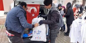 ANTAKYA BELEDİYESİ PERSONELLERİNDEN  KARDEŞİNLE SEVGİYLE PAYLAŞ PROJESİNE  300 PARÇALIK GİYİM YARDIMI DESTEĞİ