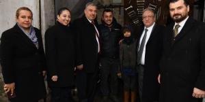 Başkan Yılmaz “Kurtuluş Caddesi’ni Yeniden Canlandırma Projesi” kapsamında  Restorasyon Alanlarında İncelemelerde Bulundu  “GEÇMİŞİN IŞIĞI İLE GELECEĞİ AYDINLATACAĞIZ”