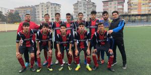 KIRIKHAN BELEDİYESPOR U17 VE U15 FUTBOL TAKIMLARI LİDERLİKLERİNİ SÜRDÜRÜYOR