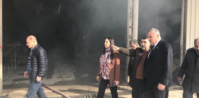 BAŞKAN YILMAZ YANGINDA HASAR GÖREN İŞ YERLERİNİ ZİYARET ETTİ