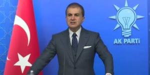 AK Parti Sözcüsü Ömer Çelik sosyal medyadan yaptığı paylaşımda şu ifadelere yer verdi; “Yassıada zihniyeti” demokrasiyi felç etmek istediği zaman işe “rejim tartışması” açarak başlar. Seçilmiş hükümeti “rejim” olarak suçlamak bu vahşi zihniyetin ilk adımıdır. Bunlar tüm tarihleri boyunca “demokrasiyi felç etme örgütü” olarak çalıştılar.