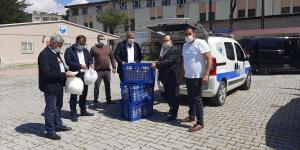 SOKAĞA ÇIKMA YASAĞI SÜRESİNCE  13 MAHALLEDE 4500 AİLEYE MASKE VE EKMEK DAĞITILDI