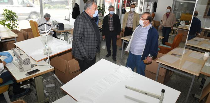 ANTAKYA BELEDİYESİ MASKE ÜRETİM MERKEZİNDE  GÜNLÜK 12 BİN MASKE ÜRETİLİYOR