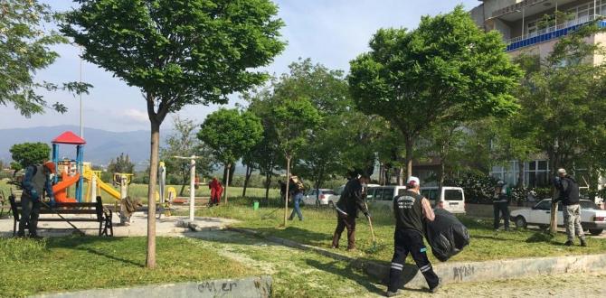 ODABAŞI MAHALLESİ’NDE PARKLARDA BAKIM ÇALIŞMALARI