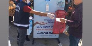 PAZARLARDA MASKE DAĞITIMI DEVAM EDİYOR