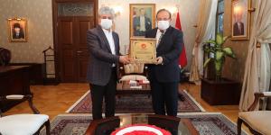 Vali Doğan, Emekliye Ayrılan Antakya Kaymakamı Orhan Mardinli’yi Kabul Etti