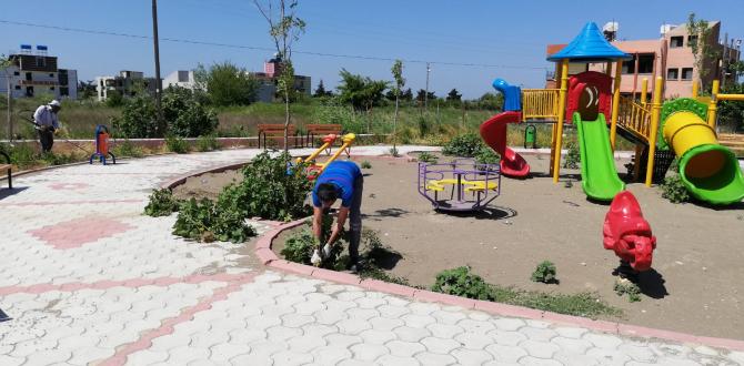 PARK VE BAHÇELER MÜDÜRLÜĞÜ EKİPLERİ TEKEBAŞI MAHALLESİ’NDE  ÇALIŞMALARINI SÜRDÜRDÜLER