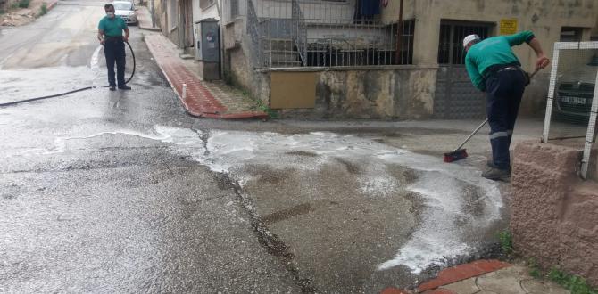 DEFNE BELEDİYESİ EKİPLERİNDEN CORONA’YA KARŞI DETAYLI TEMİZLİK