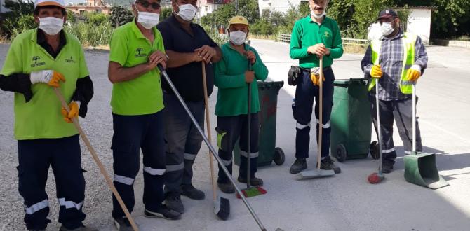 DEFNE BELEDİYESİ EKİPLERİNDEN SICAĞA RAĞMEN TAM GAZ HİZMET