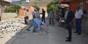 KIRIKHAN BELEDİYESİ KİLİT TAŞI DÖŞEME VE YOL DÜZENLEME ÇALIŞMALARINA HIZ KAZANDIRDI