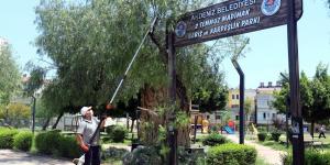 Akdeniz’de park ve yeşil alanlar ilaçlanıyor