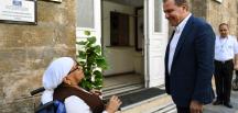 Engelli kadının akülü sandalye sevinci