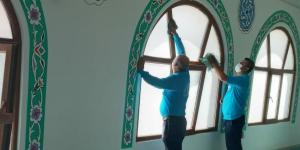 ÖĞLE VE İKİNDİ NAMAZI KILINAN CAMİLERİ  ANTAKYA BELEDİYESİ EKİPLERİ TEMİZLİYOR