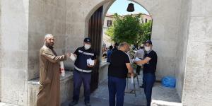 CUMA NAMAZI ÖNCESİ TÜM CAMİLERDE MASKE DAĞITIMI YAPILDI