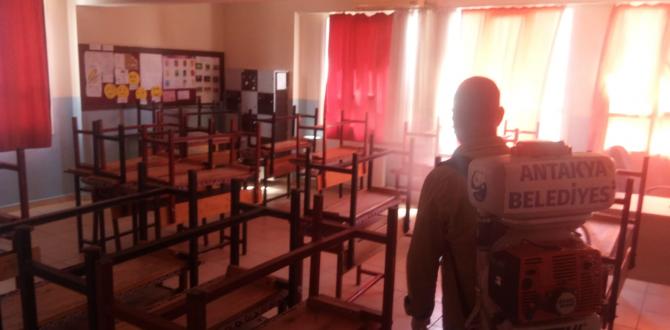 ŞEHİR GENELİNDE DEZENFEKTE ÇALIŞMALARI SÜRÜYOR