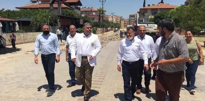 aşkanımız Mehmet Hacıoğlu’nun talimatı ile Reyhanlı Belediyesi sıcak asfalt çalışmasına başladı.