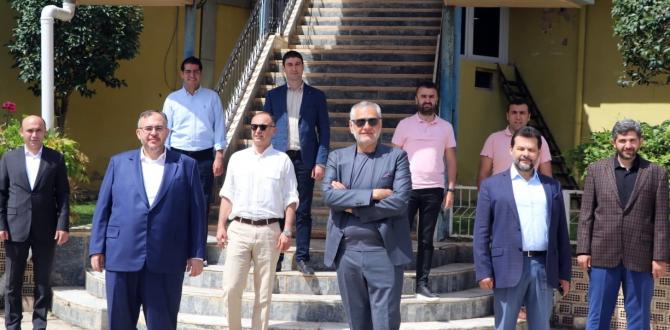 ATSO HEYETİNDEN BEYZA TESİSLERİNE ZİYARET  Antakya Ticaret ve Sanayi Odası Başkanı Hikmet Çinçin;  BEYZA PİLİÇ HATAY’IN GURUR KAYNAĞI