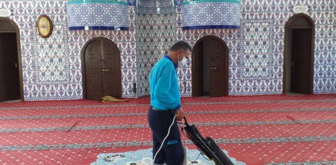 İBADETHANELERDE TEMİZLİK ÇALIŞMALARINI  ANTAKYA BELEDİYESİ EKİPLERİ YÜRÜTÜYOR