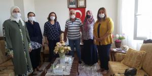 Antakya Belediyesi Başkan Yardımcısı Alev Seçmen’den  ŞEHİT AİLELERİNE ZİYARET