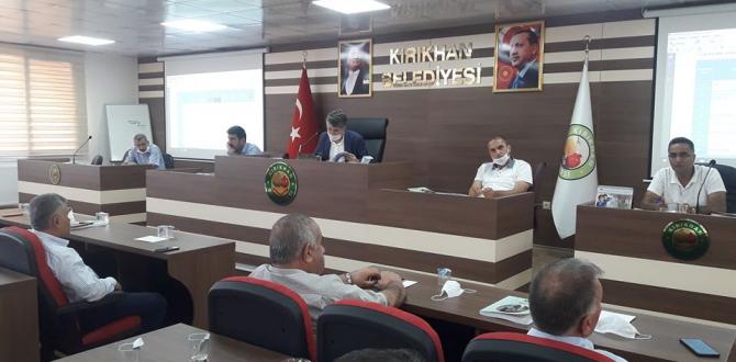 KIRIKHAN BELEDİYESİ PANDEMİ SÜRECİNDEN SONRA İLK OLAĞAN BELEDİYE MECLİS TOPLANTISINI YAPTI