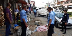 BELEDİYE ZABITA VE EMNİYET MÜDÜRLÜĞÜ EKİPLERİ SEYYAR KARPUZ SATICILARINA GEÇİT VERMİYOR