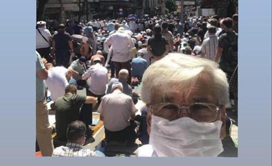 Başkan Yeloğlu Ayasofya’da cuma namazı kıldı